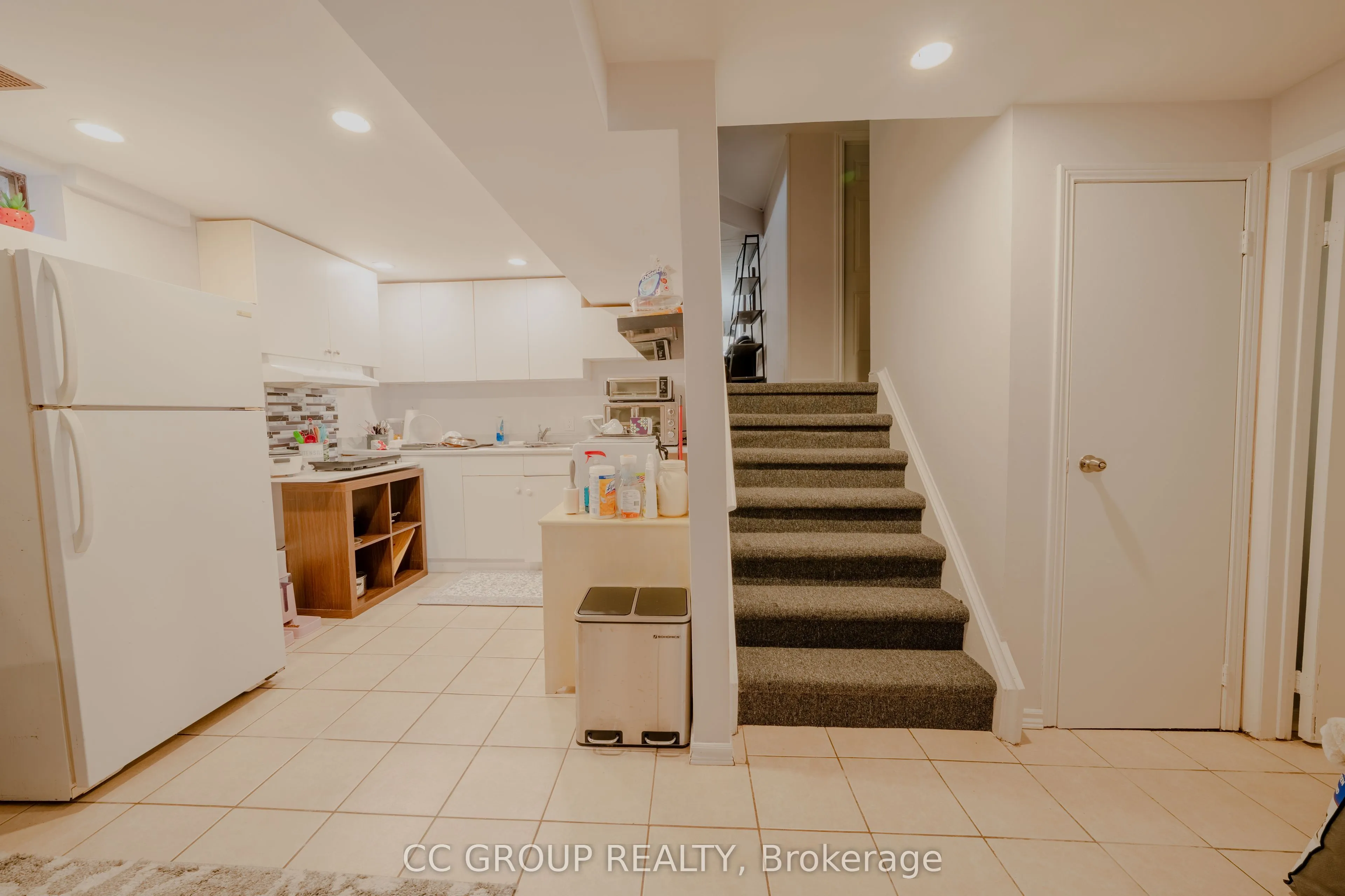 3350 Delfi Road #Lower