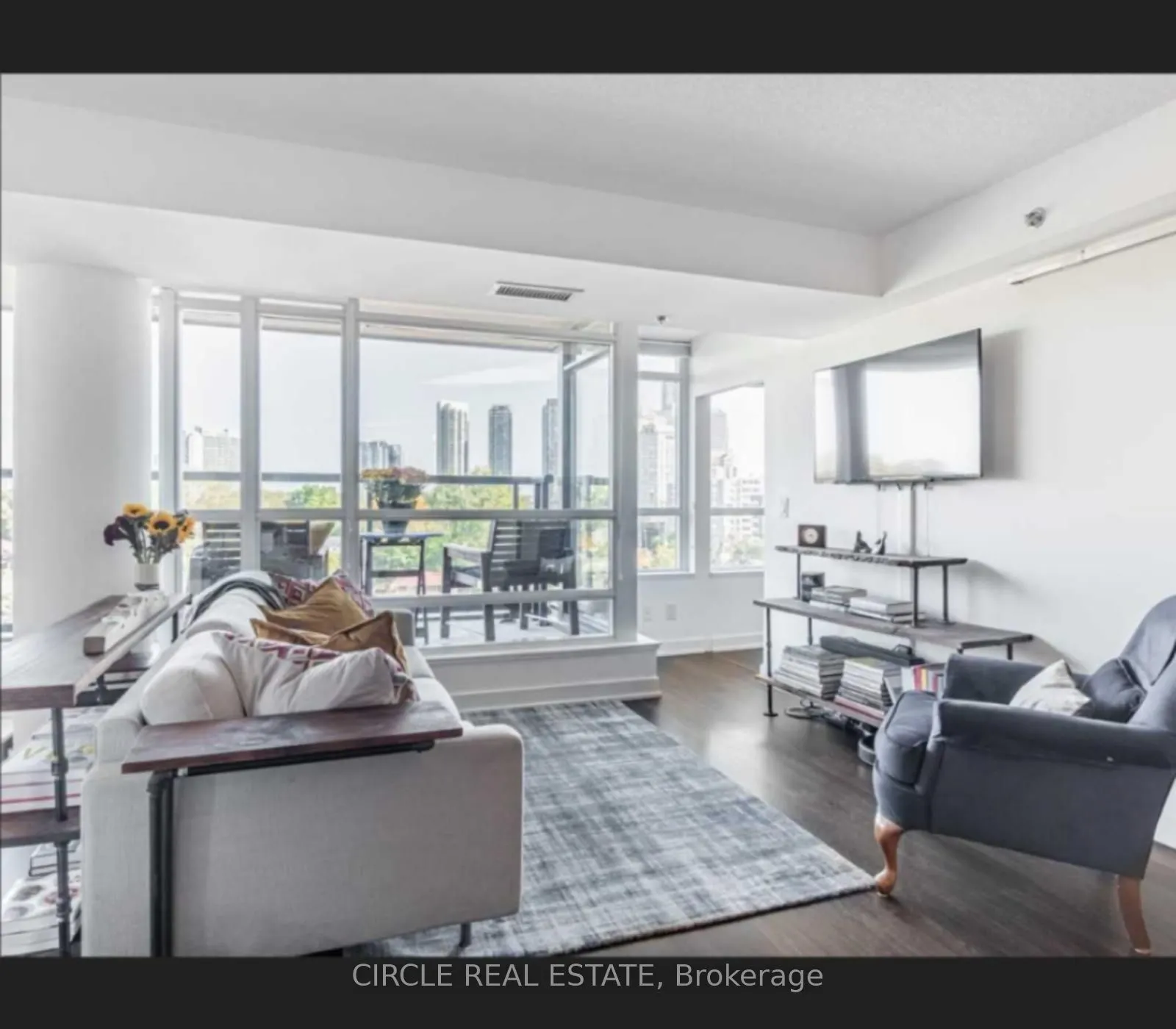 712-11 Superior Ave Avenue #12