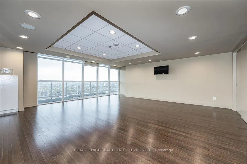551 Maple Avenue #615