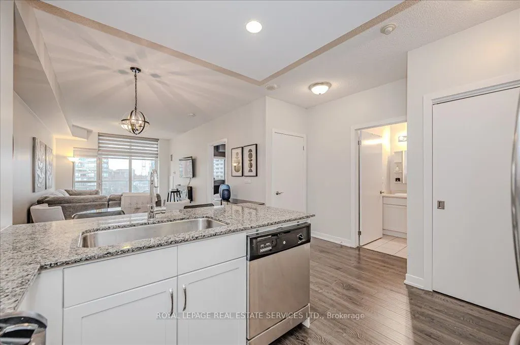551 Maple Avenue #615