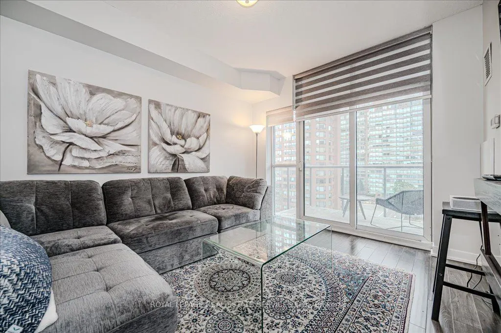 551 Maple Avenue #615