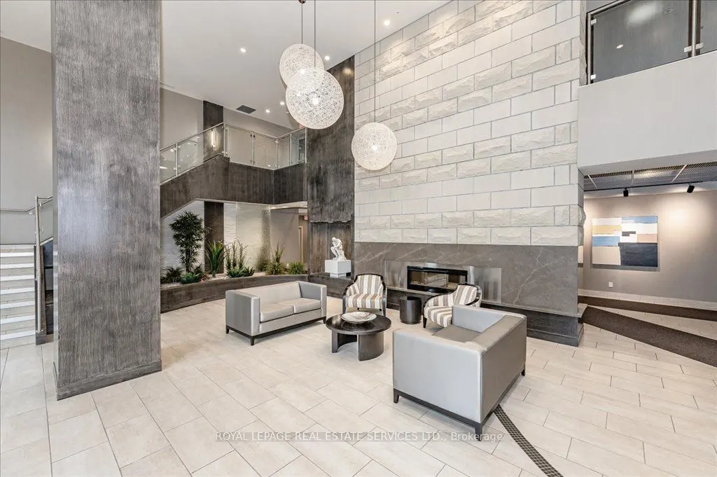551 Maple Avenue #615