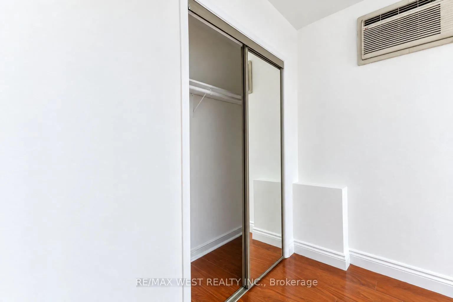 203 Islington Avenue #Main