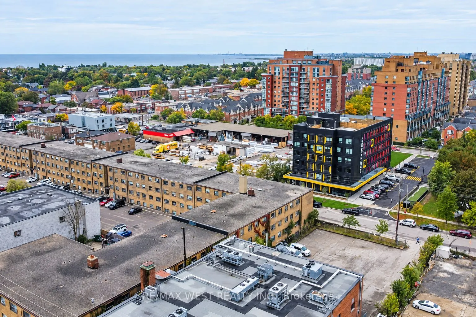 203 Islington Avenue #Main