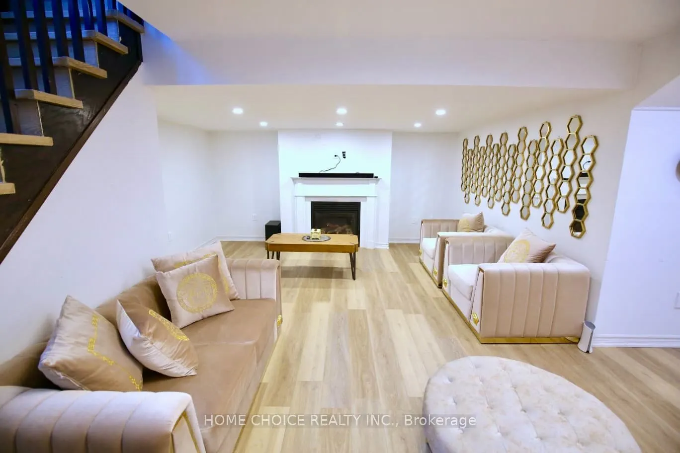 3275 Stalybridge Drive #34