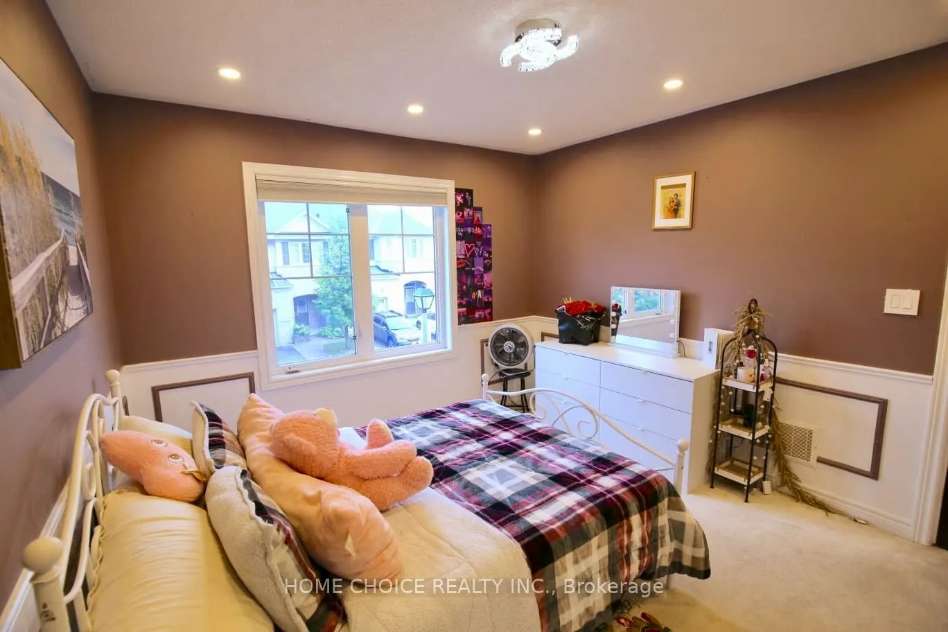 3275 Stalybridge Drive #34