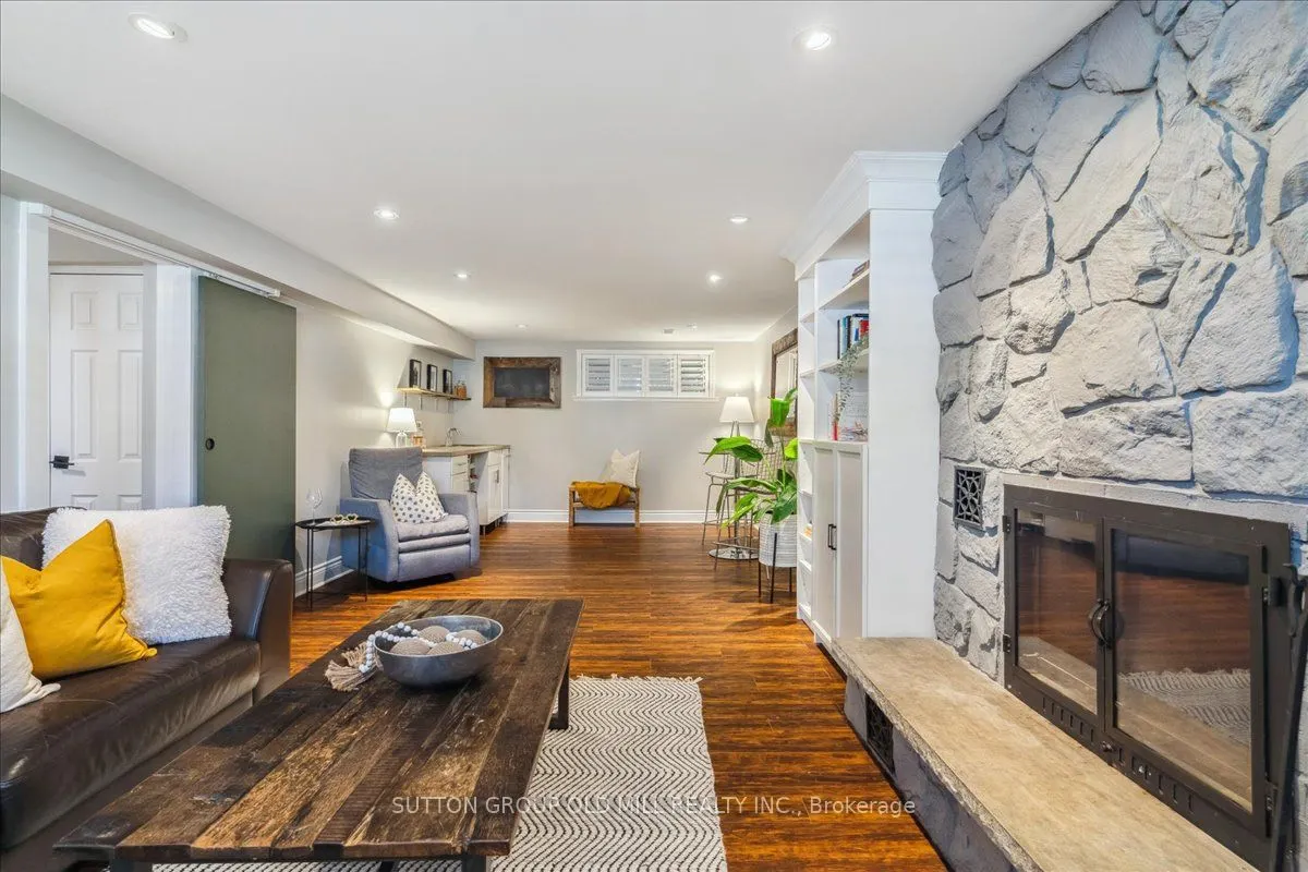 2A Elton Crescent
