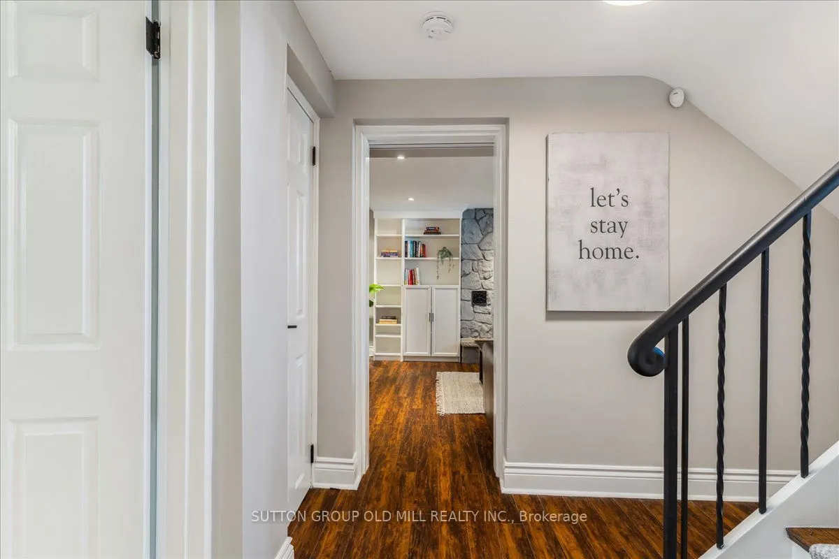 2A Elton Crescent