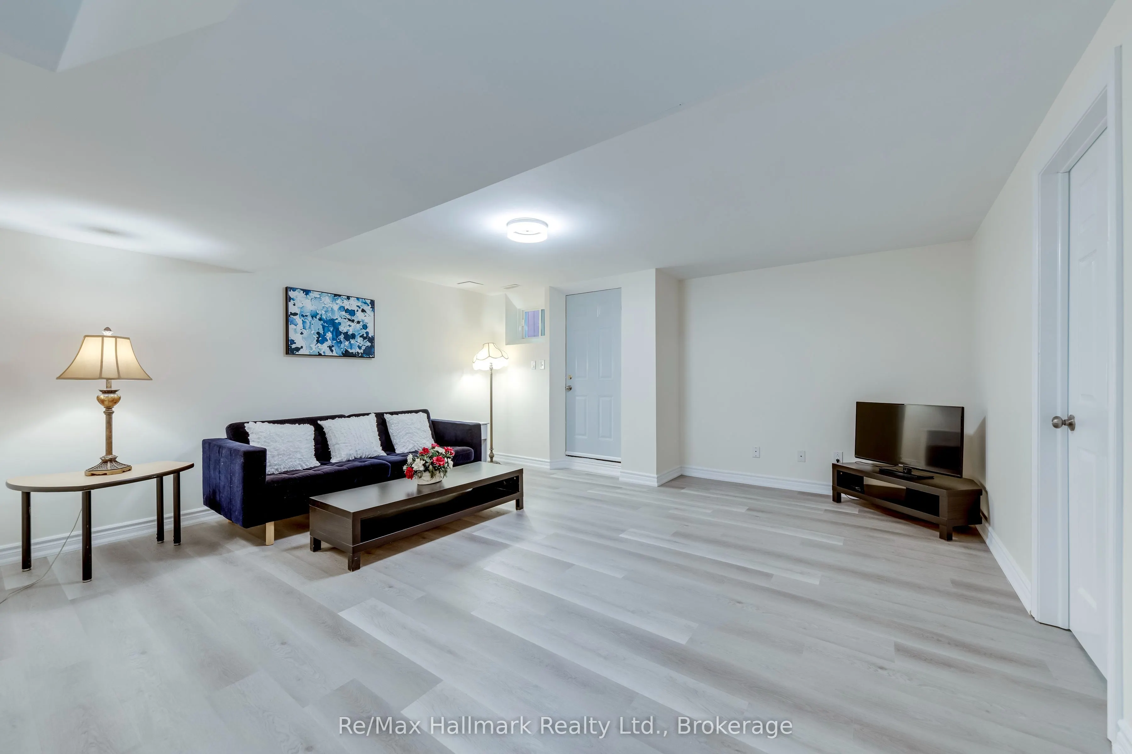 2241 Adirondak Trail