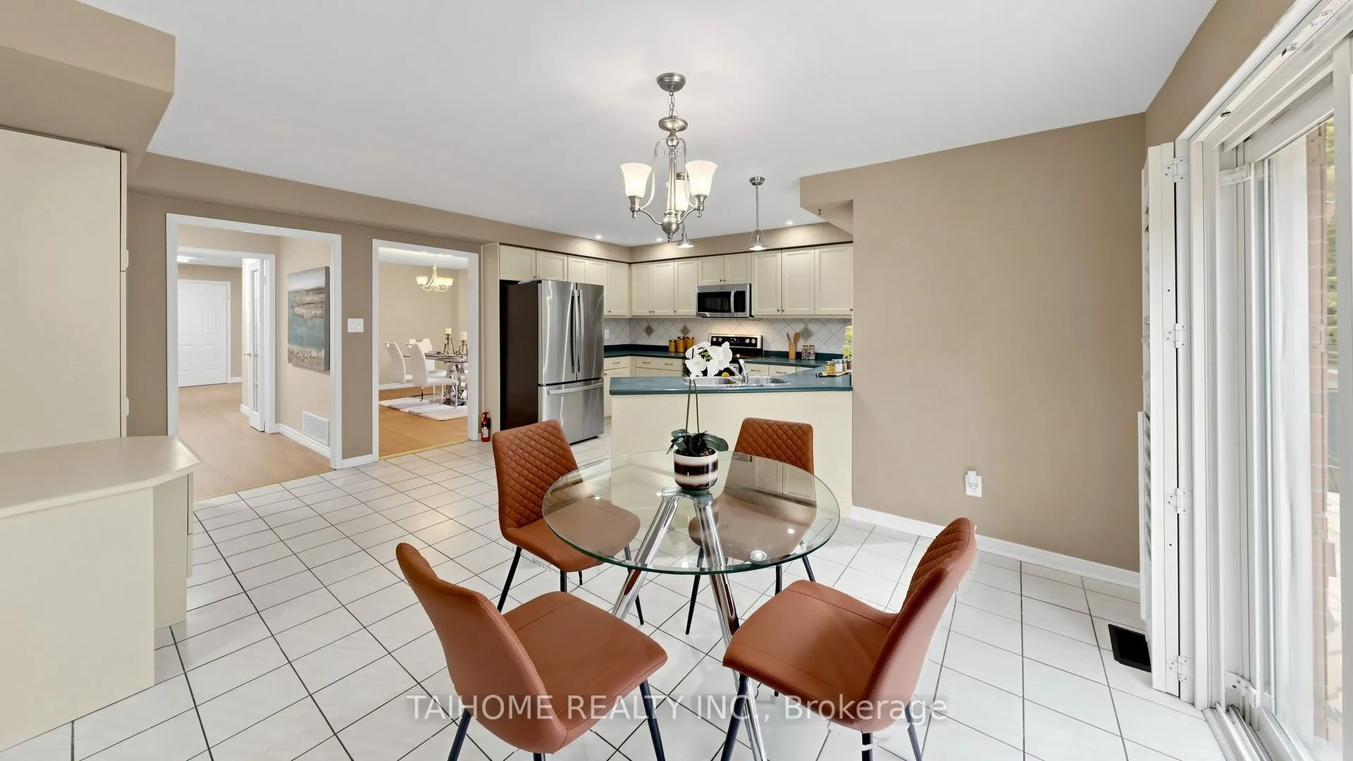 3573 Colonial Drive