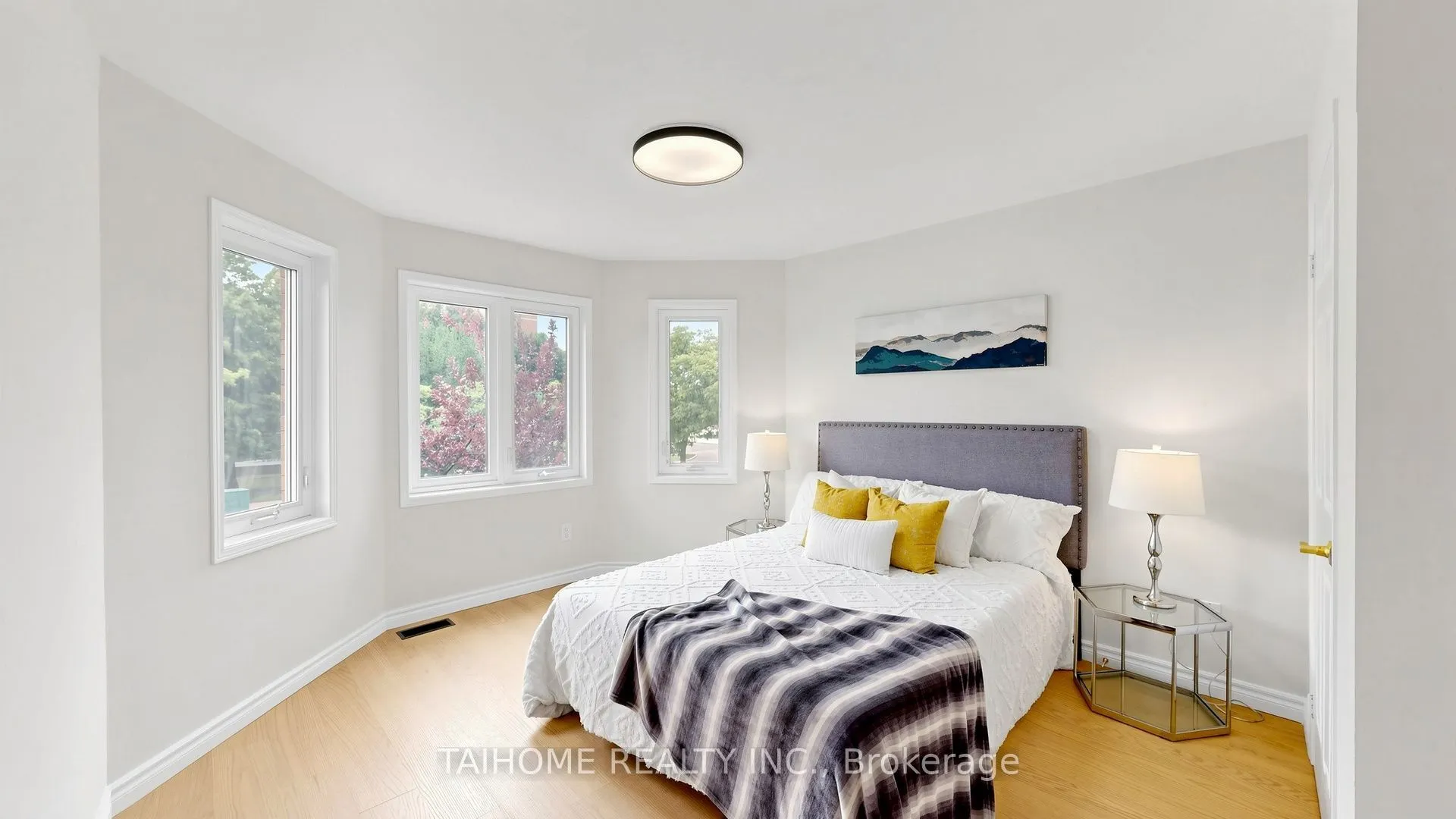 3573 Colonial Drive