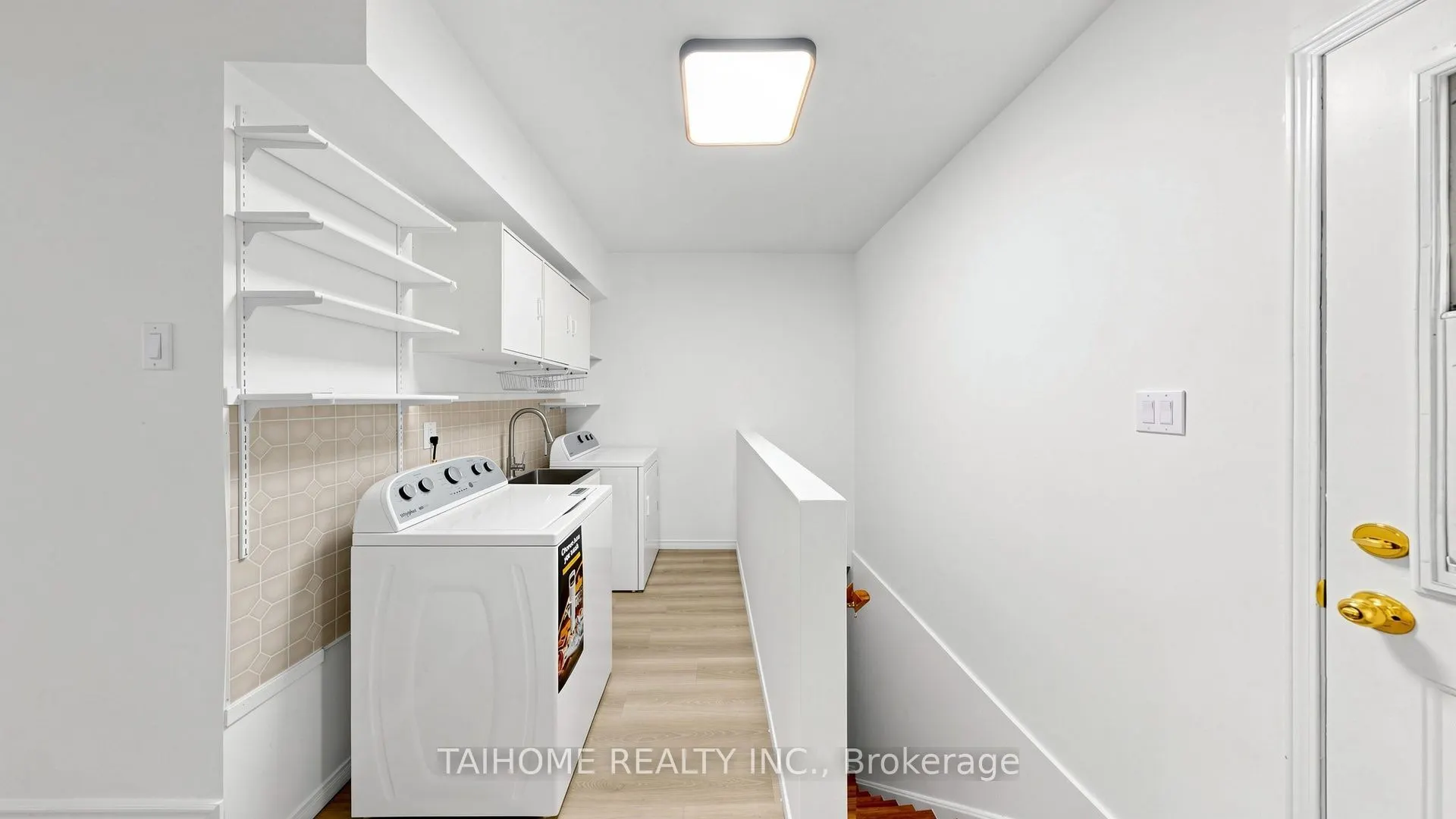 3573 Colonial Drive