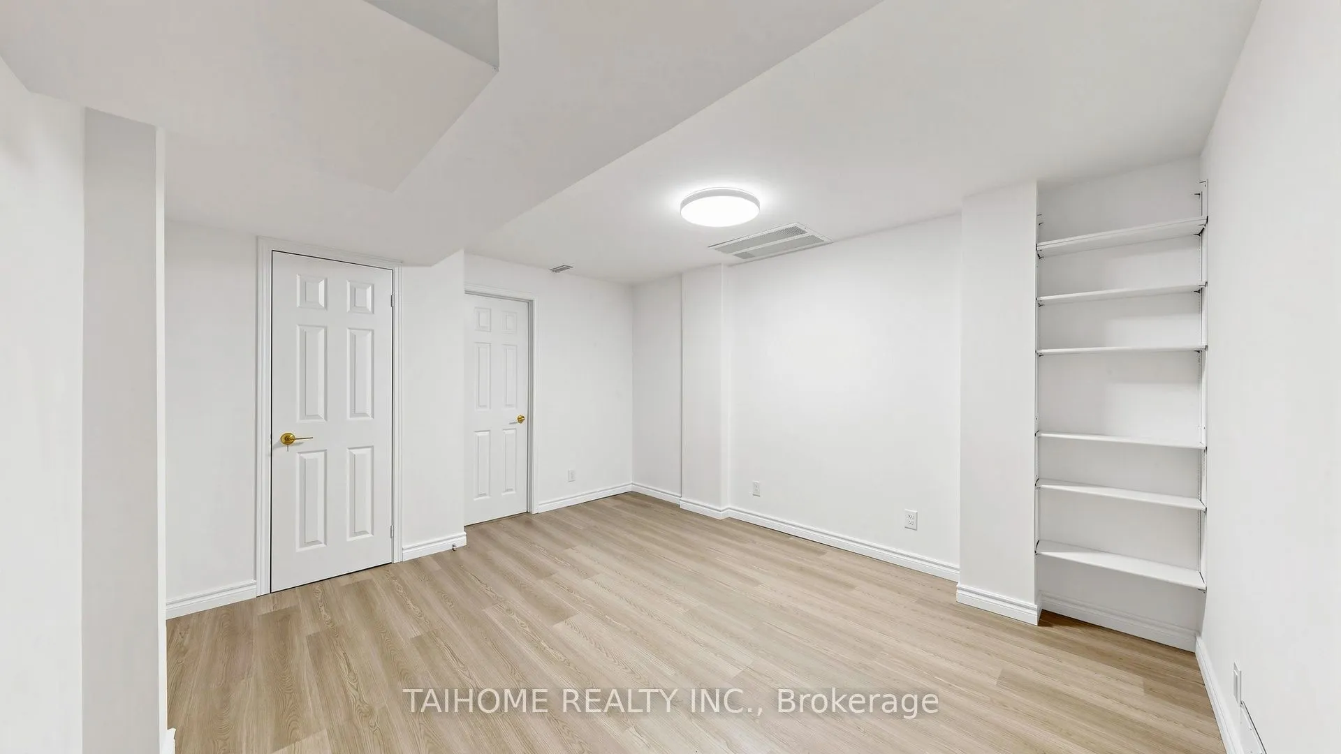 3573 Colonial Drive