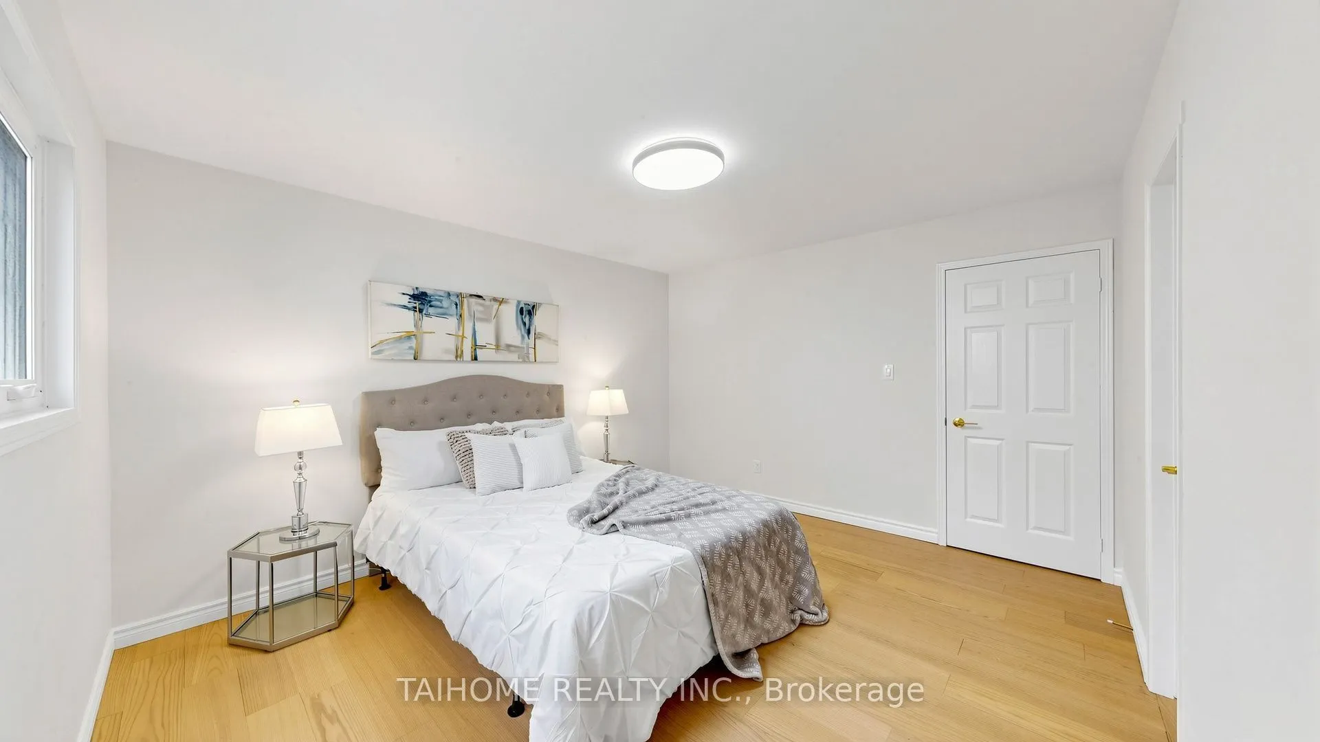 3573 Colonial Drive