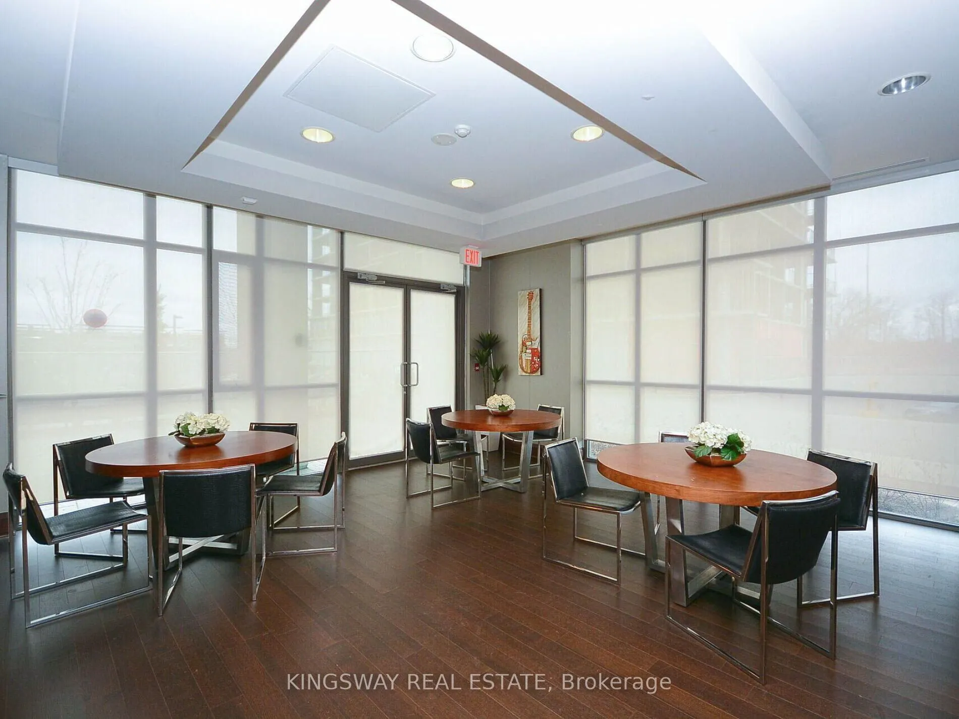 349 Rathburn Road #Ph 111