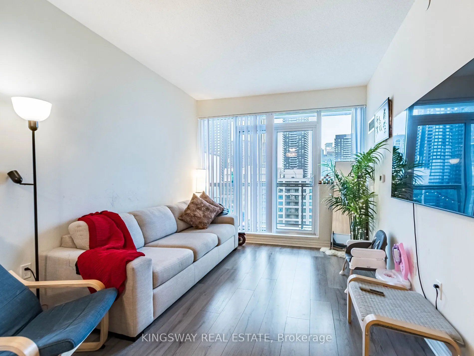 349 Rathburn Road #Ph 111