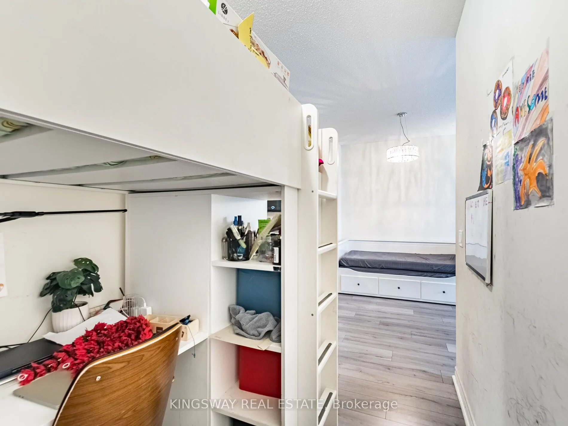 349 Rathburn Road #Ph 111