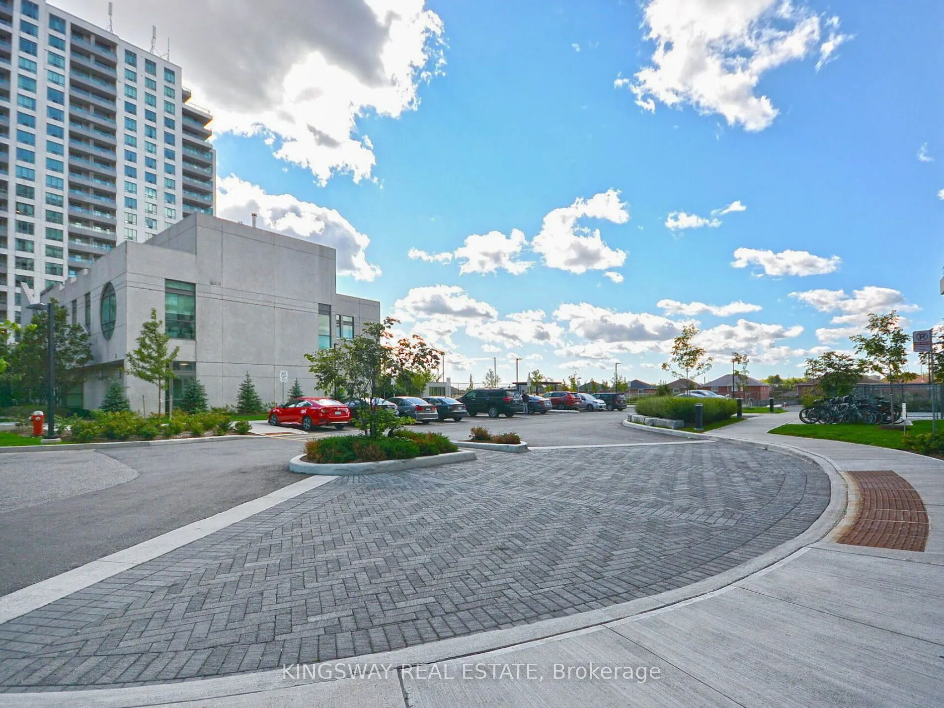 349 Rathburn Road #Ph 111