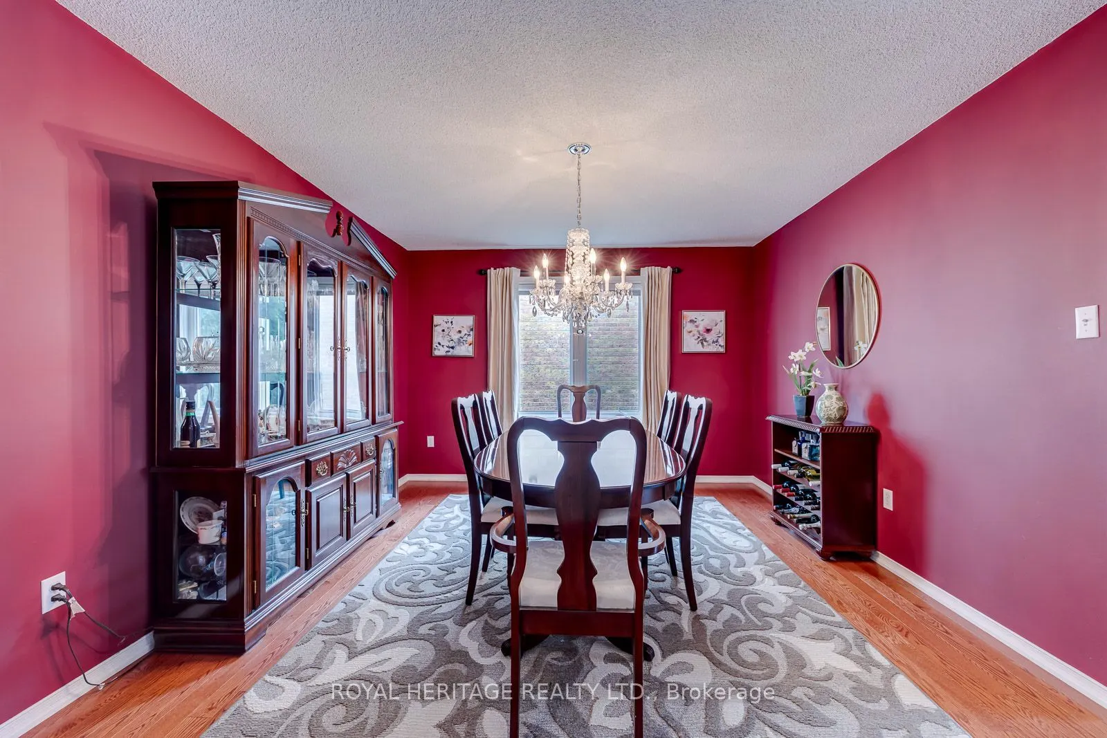 1451 Ravensmoor Crescent