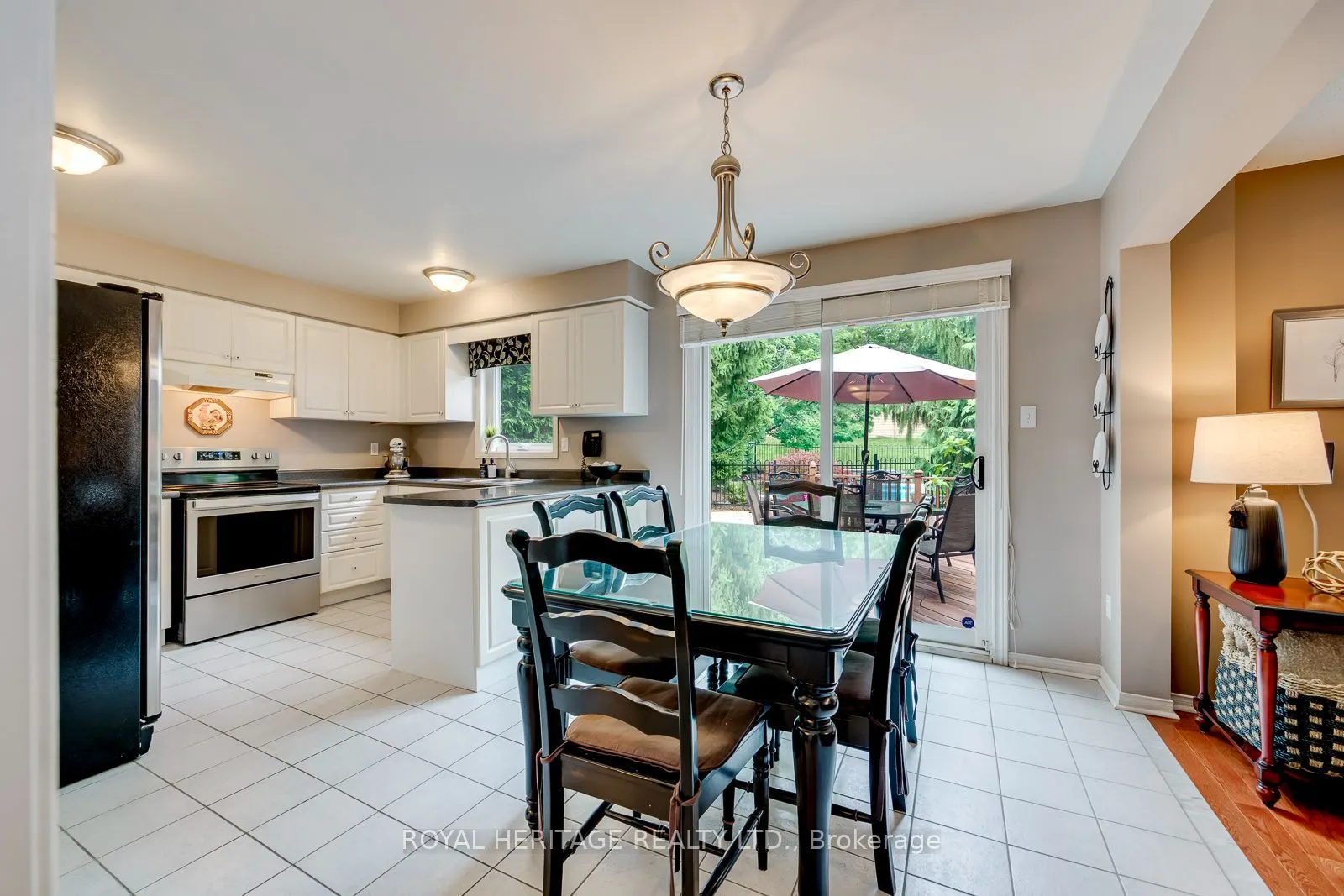 1451 Ravensmoor Crescent