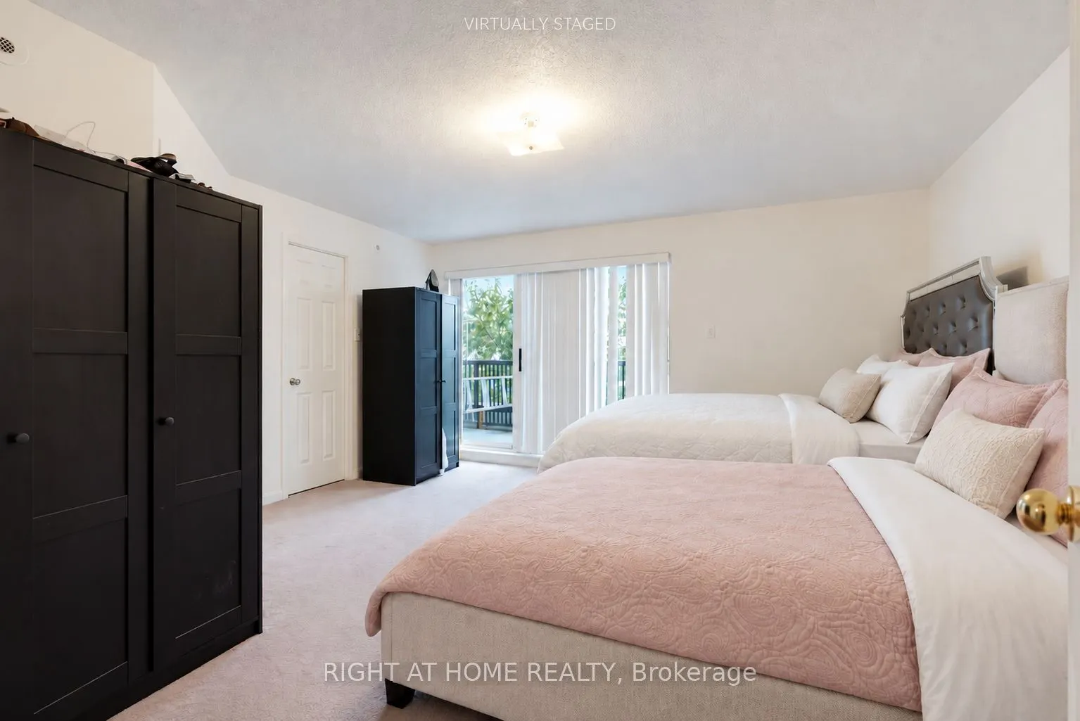 55 George Appleton Way #2095