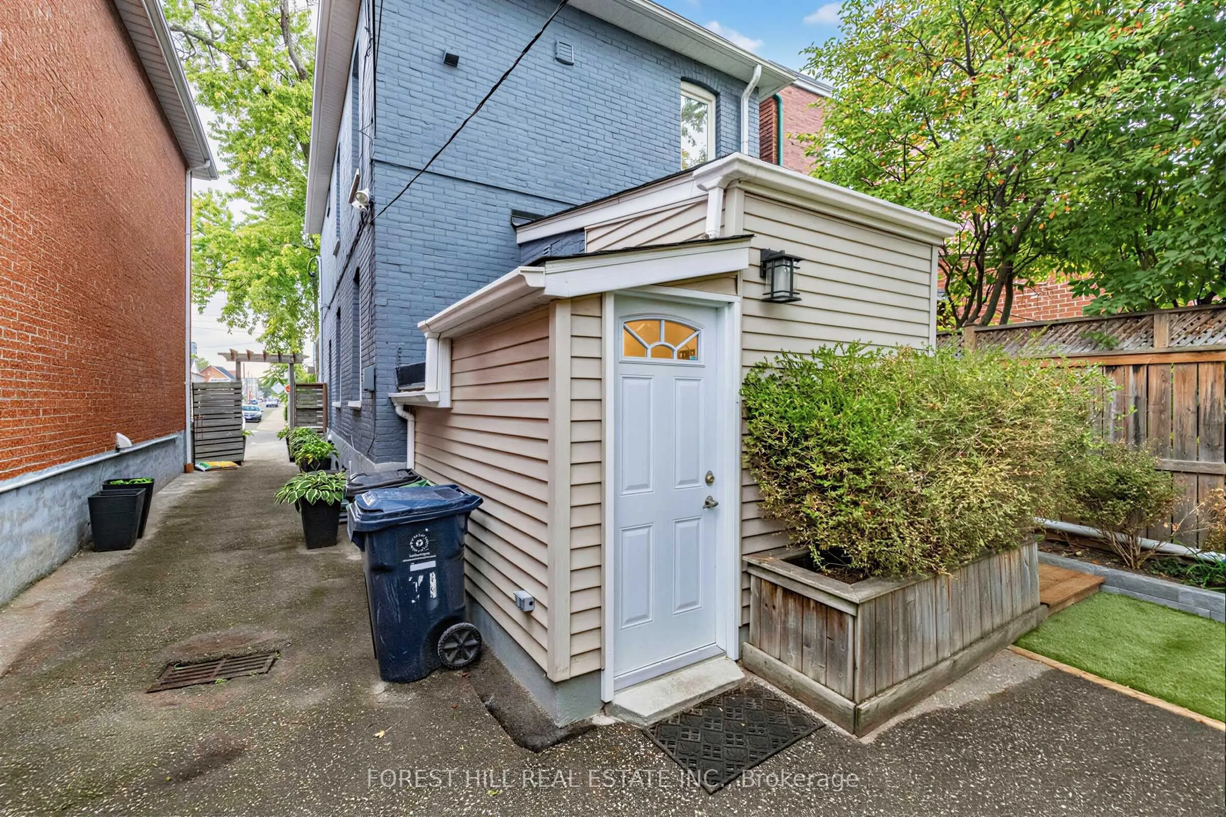 71 Emerson Avenue