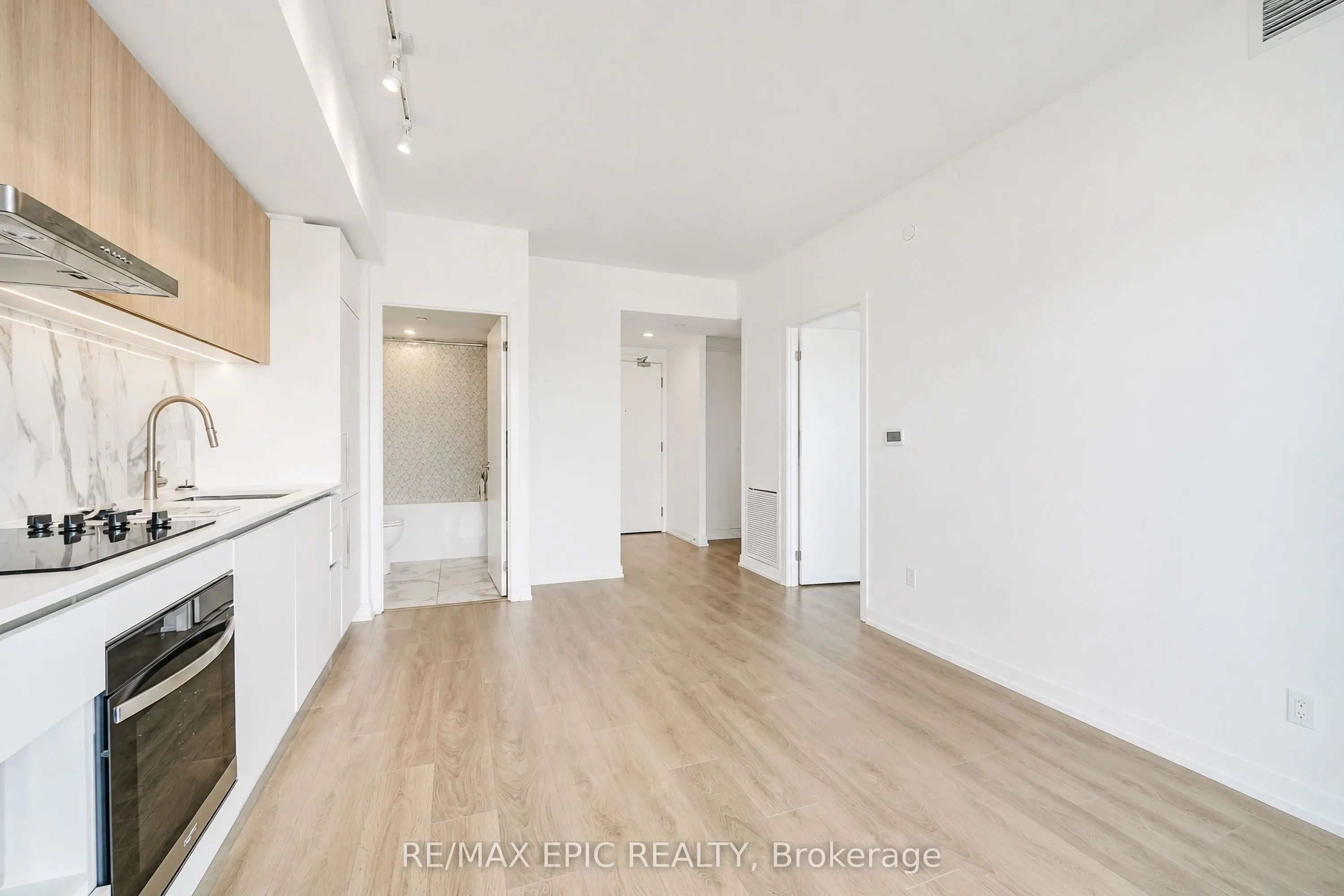 1100 Sheppard Avenue W #928