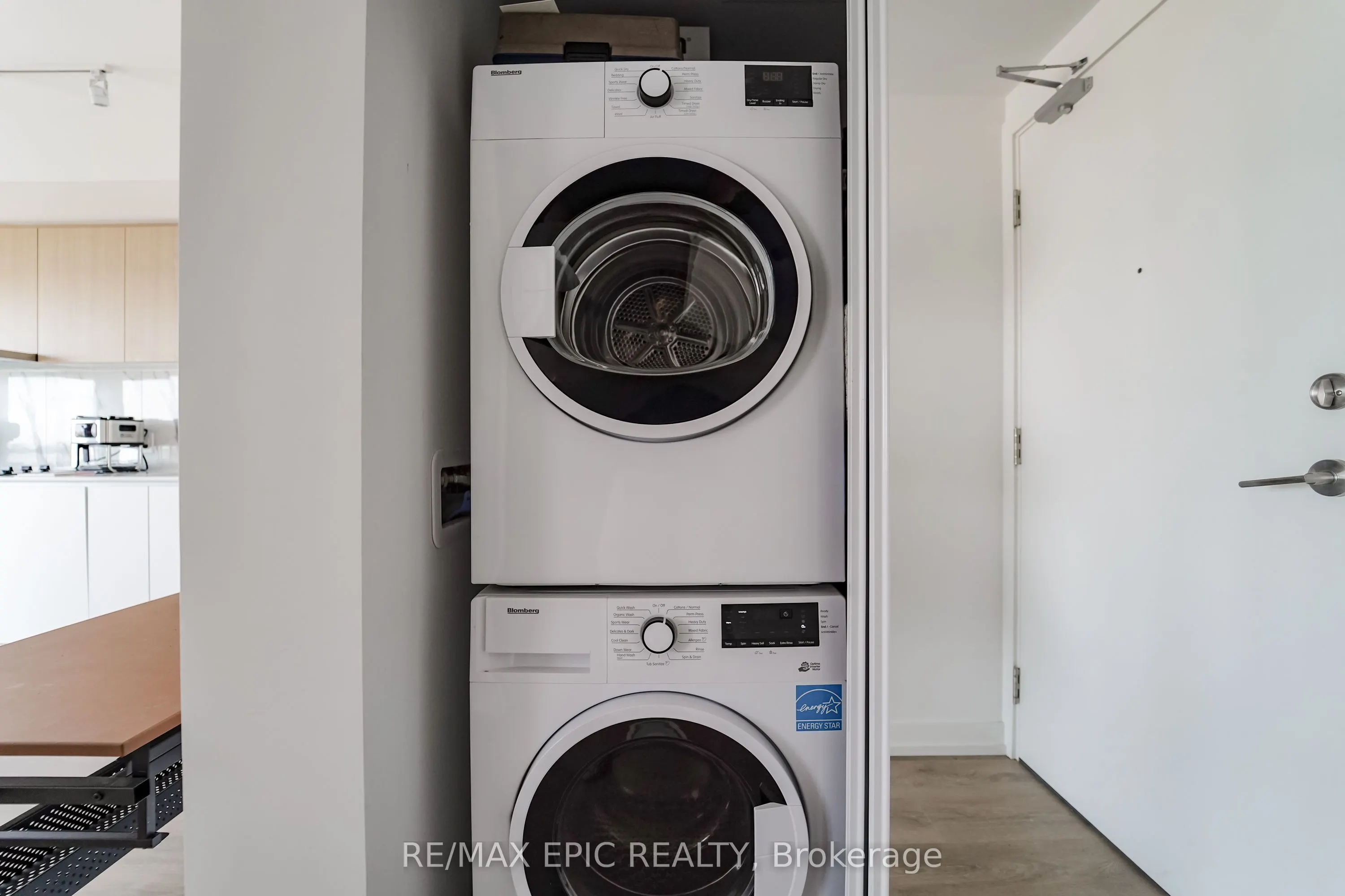 1100 Sheppard Avenue W #928