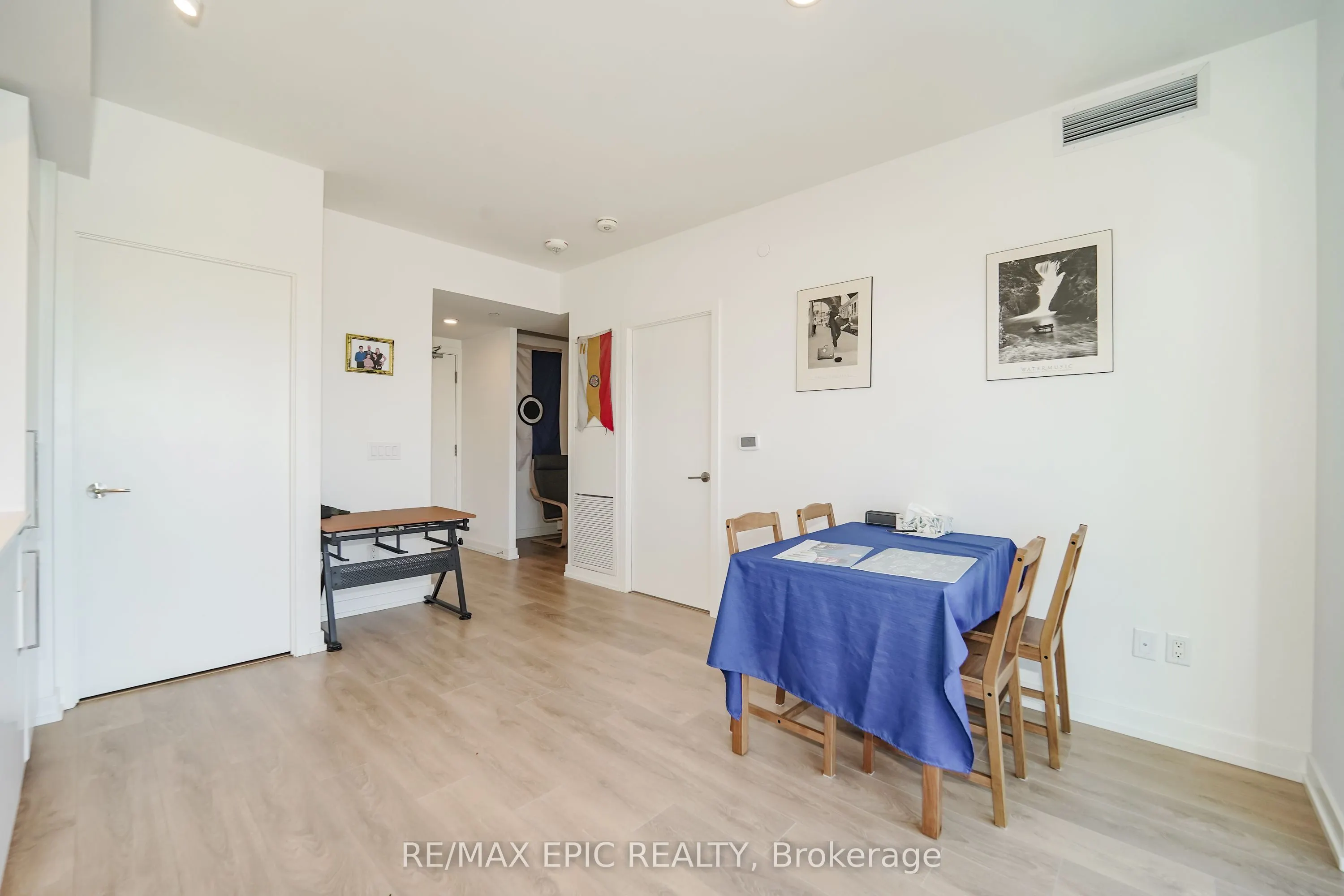 1100 Sheppard Avenue W #928