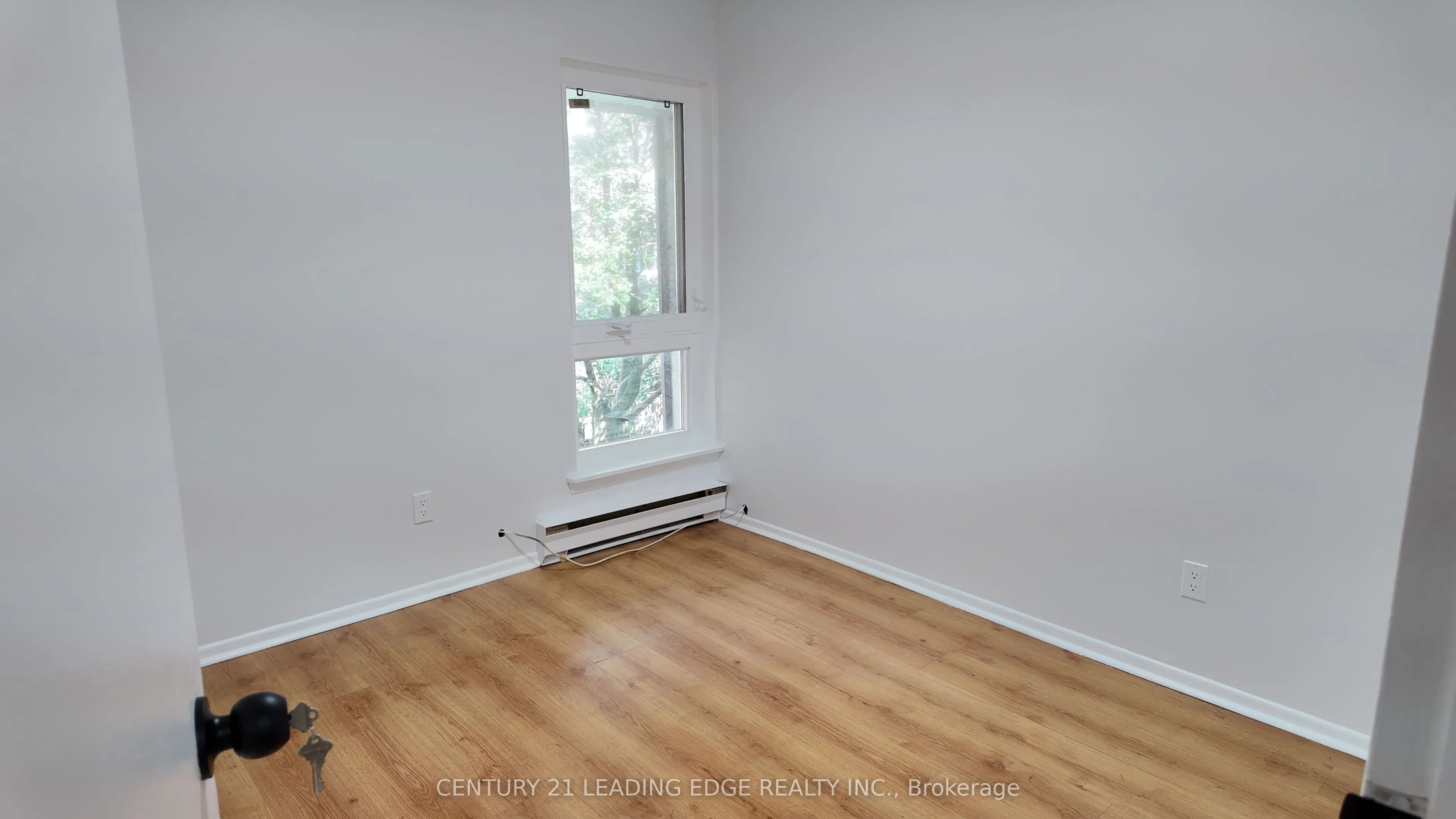 1055 Dundas Street E #199