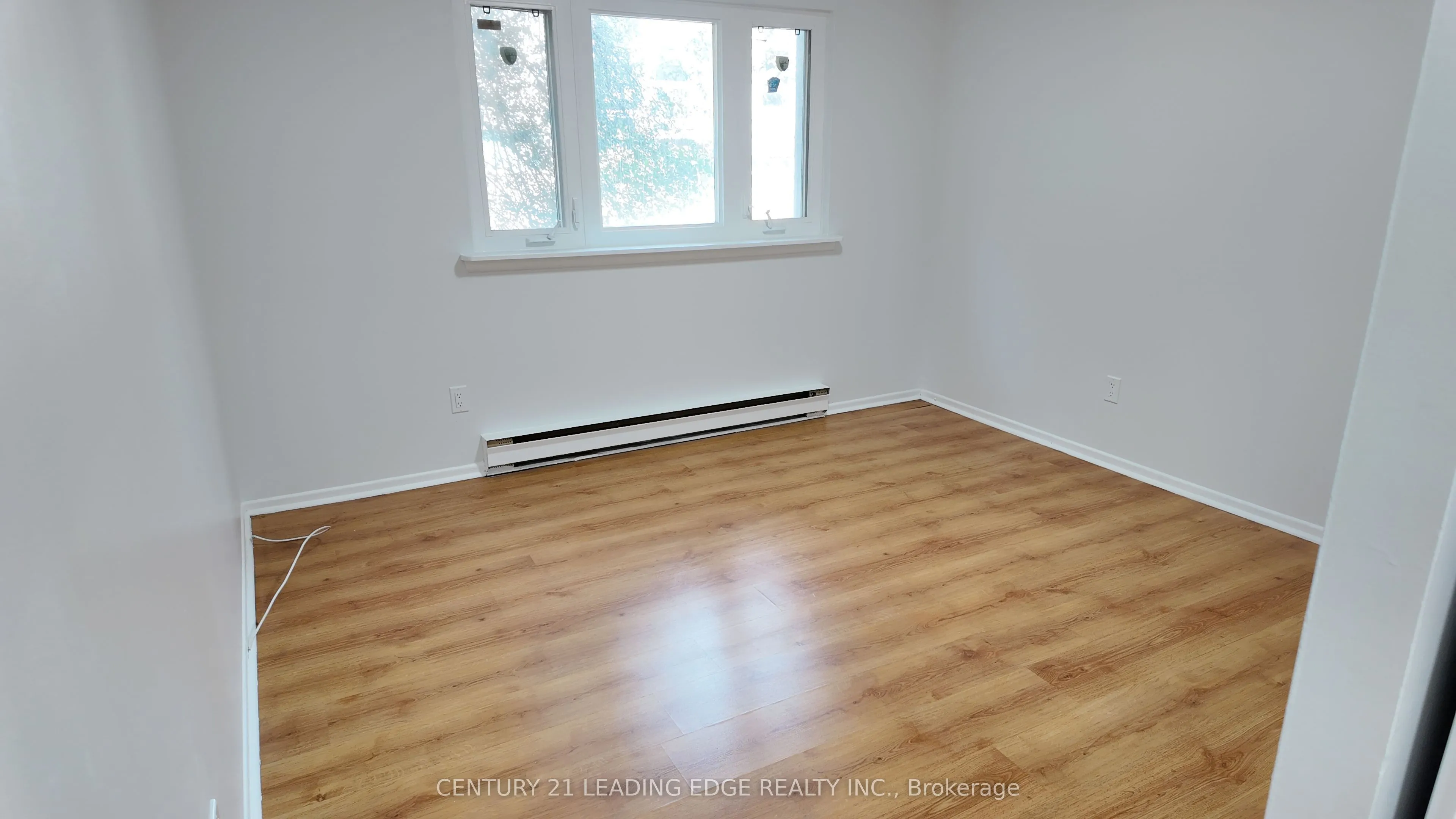 1055 Dundas Street E #199
