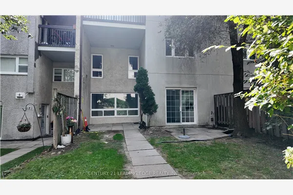 1055 Dundas Street E