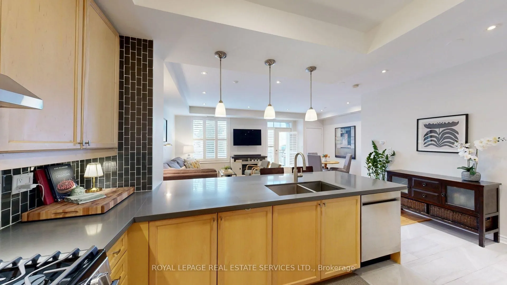 85 Albani Street ##3
