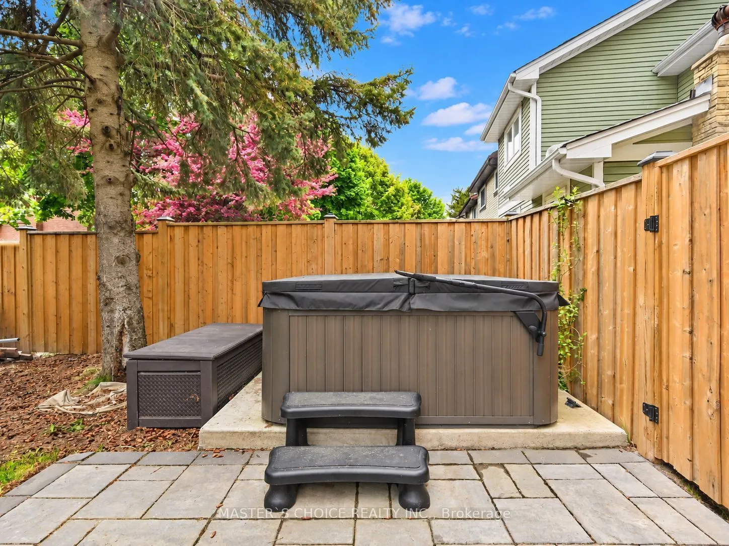 36 Sprucedale Court