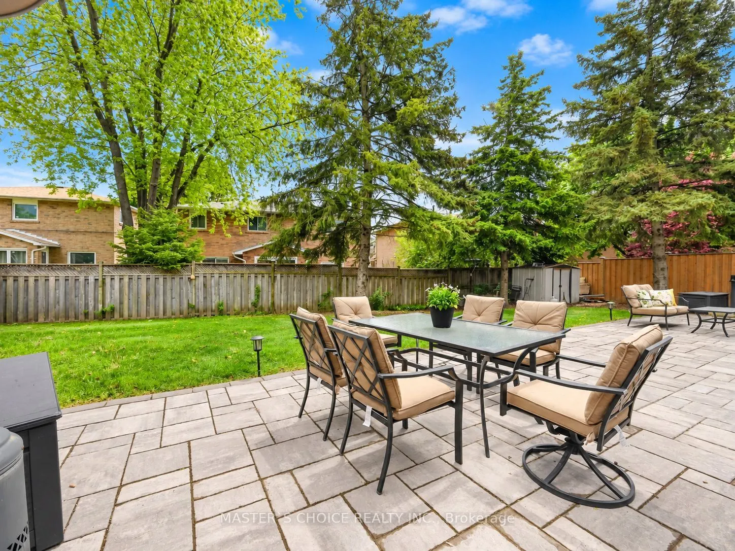 36 Sprucedale Court