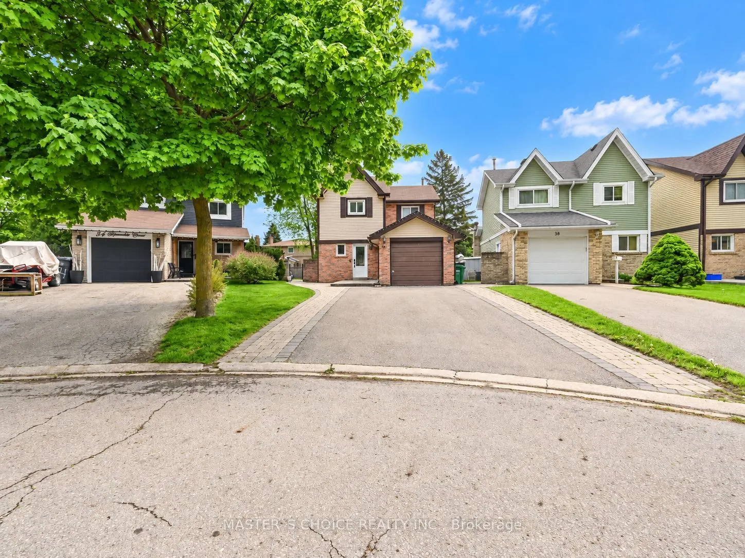 36 Sprucedale Court