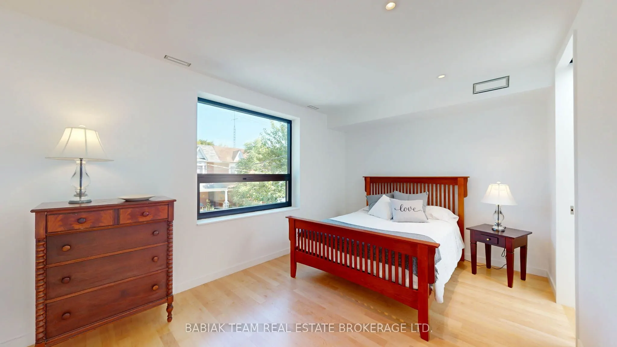 149 Maria Street #Upper