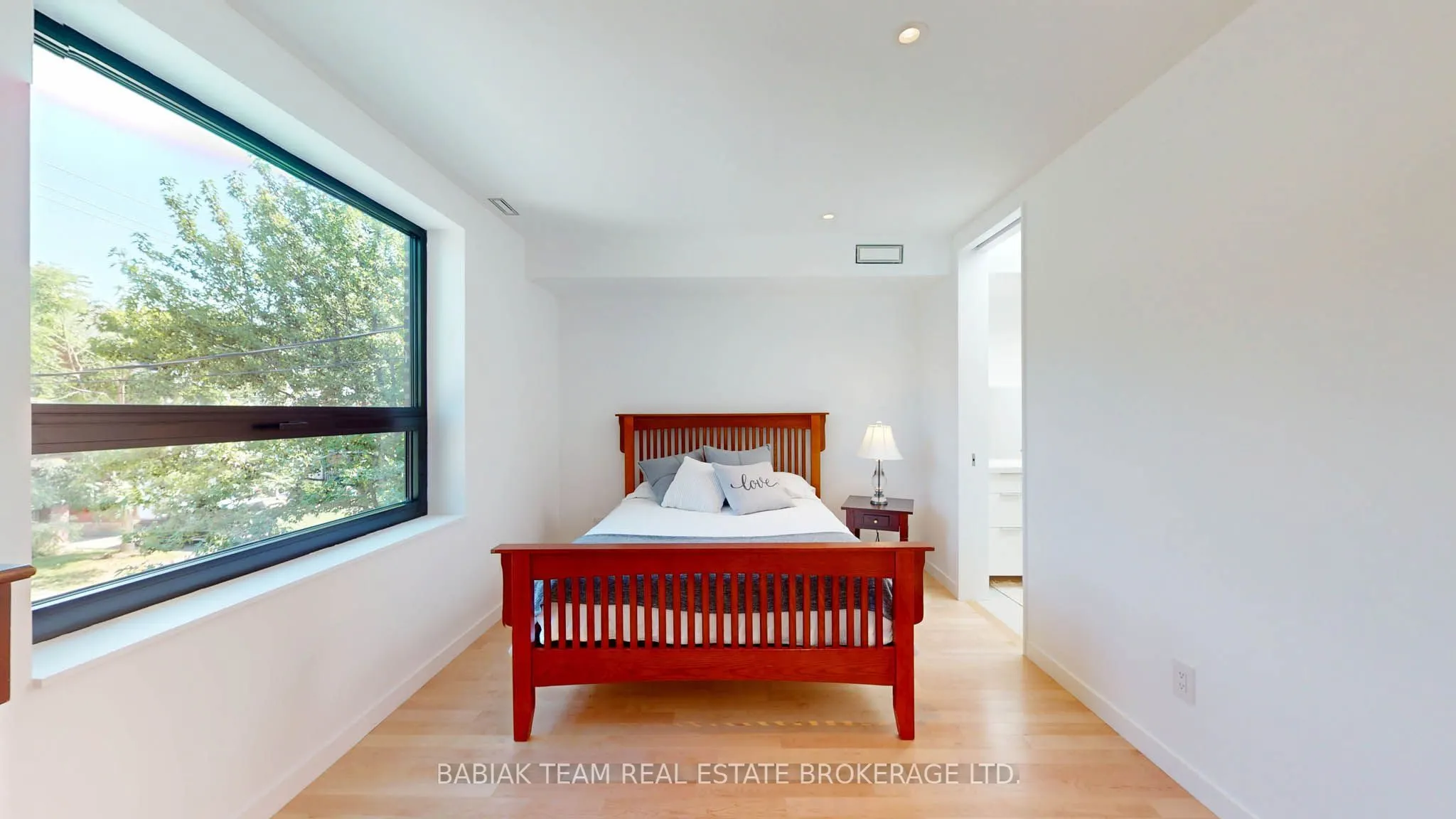 149 Maria Street #Upper