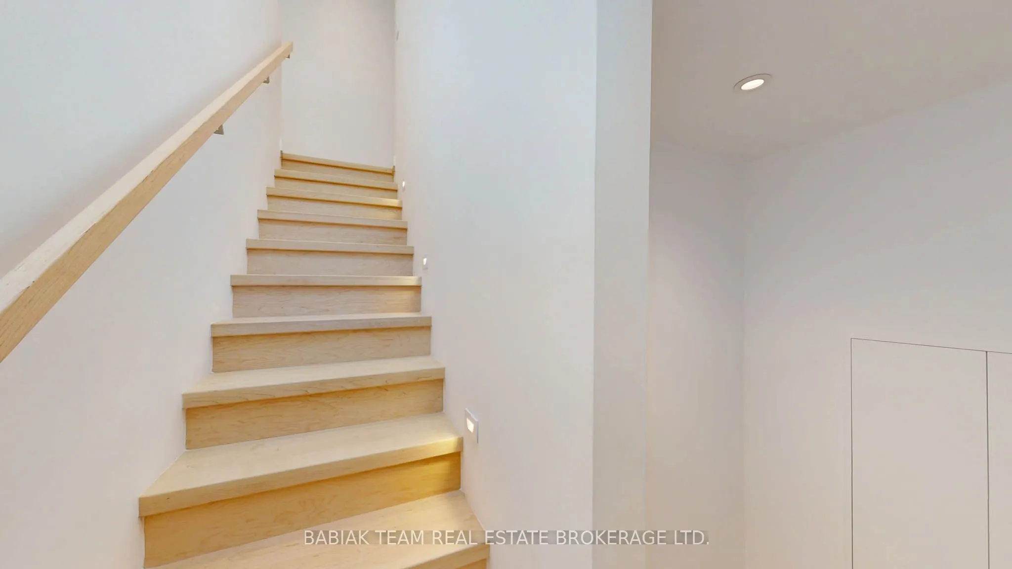 149 Maria Street #Upper