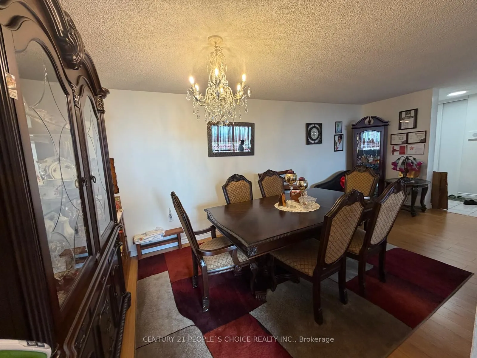 17 Knightsbridge Road #1205