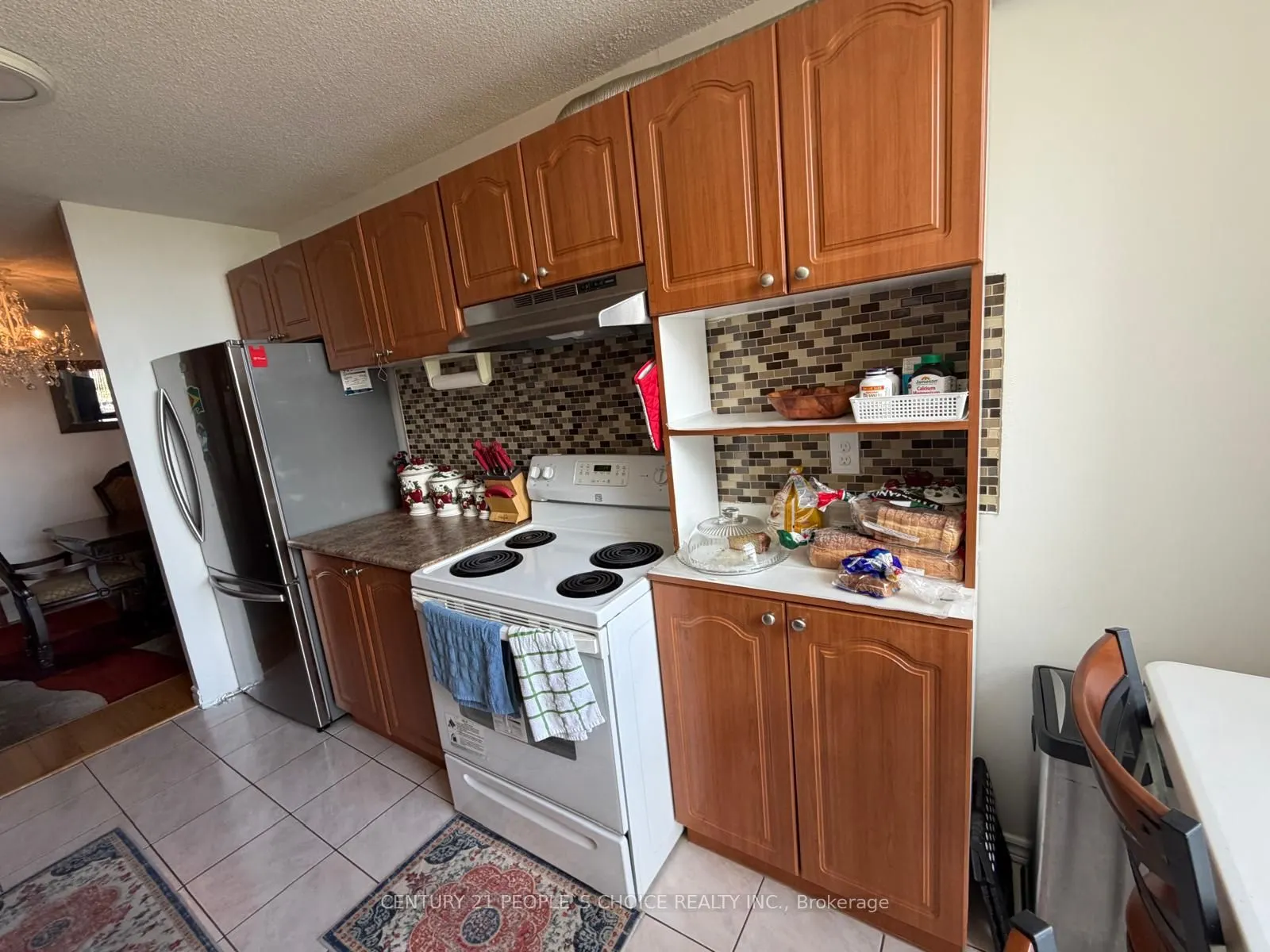 17 Knightsbridge Road #1205