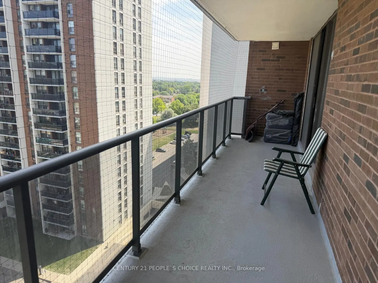 17 Knightsbridge Road #1205