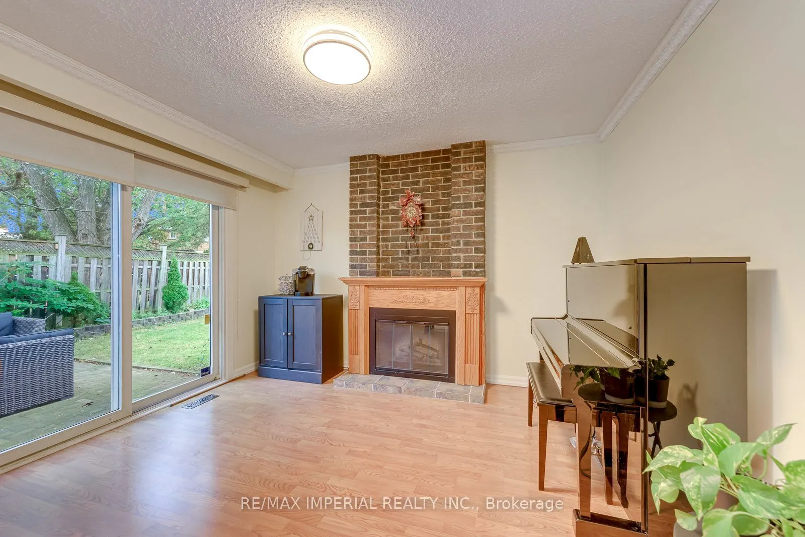 6100 Wabukayne Court