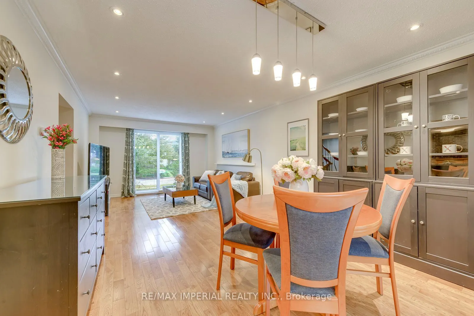 6100 Wabukayne Court