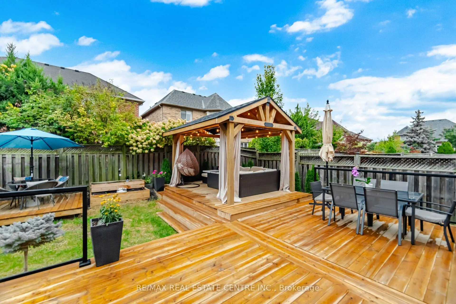 4804 Glasshill Grove