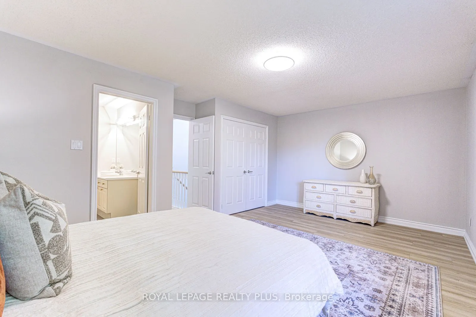 5490 Glen Erin Drive #3