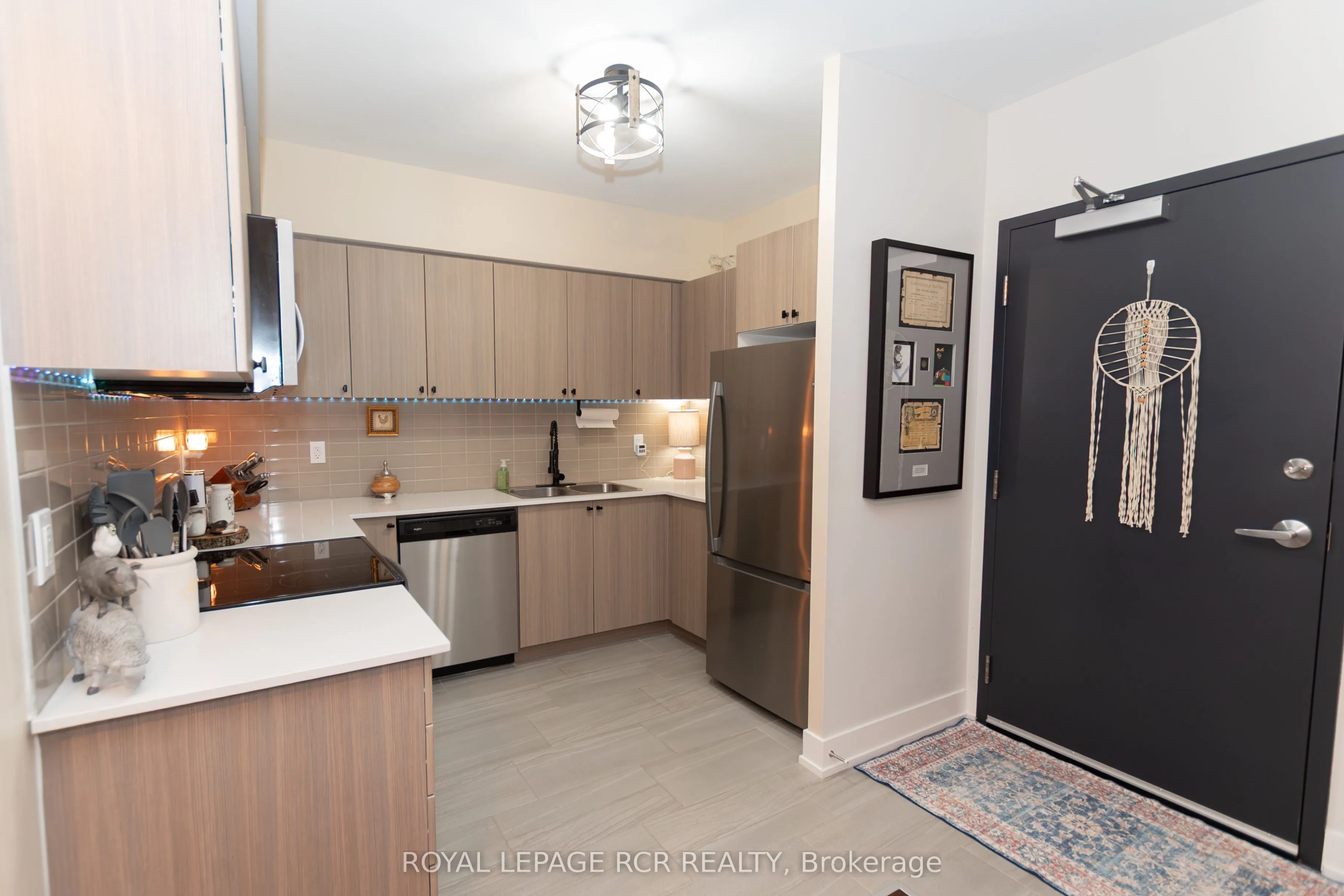 310 Broadway Avenue #309