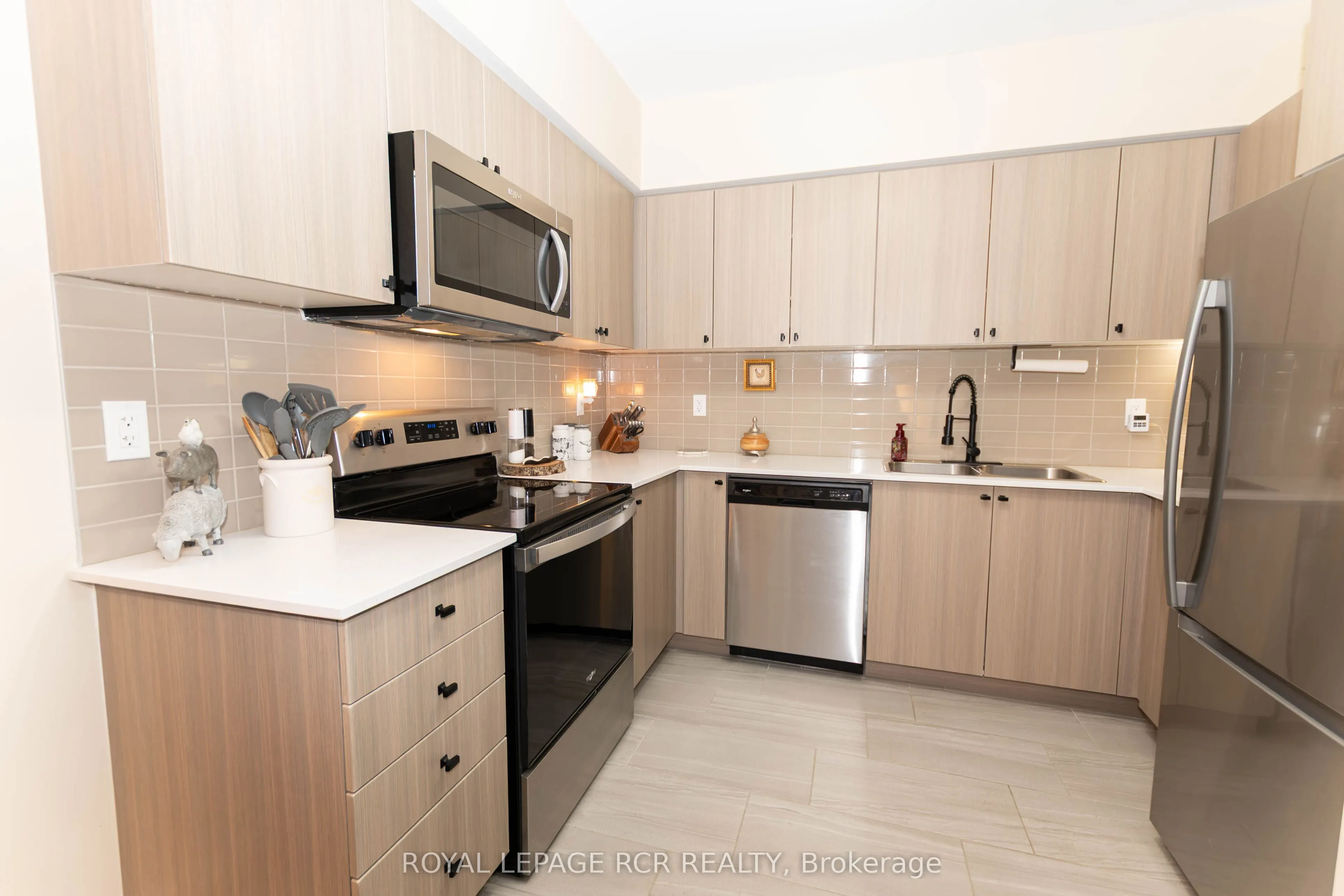 310 Broadway Avenue #309