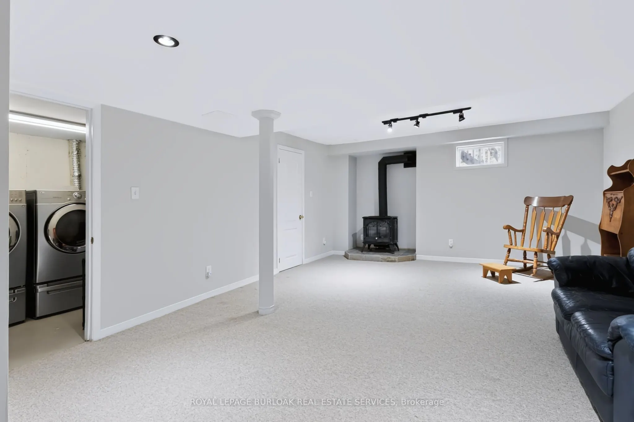 5151 Upper Middle Road #11