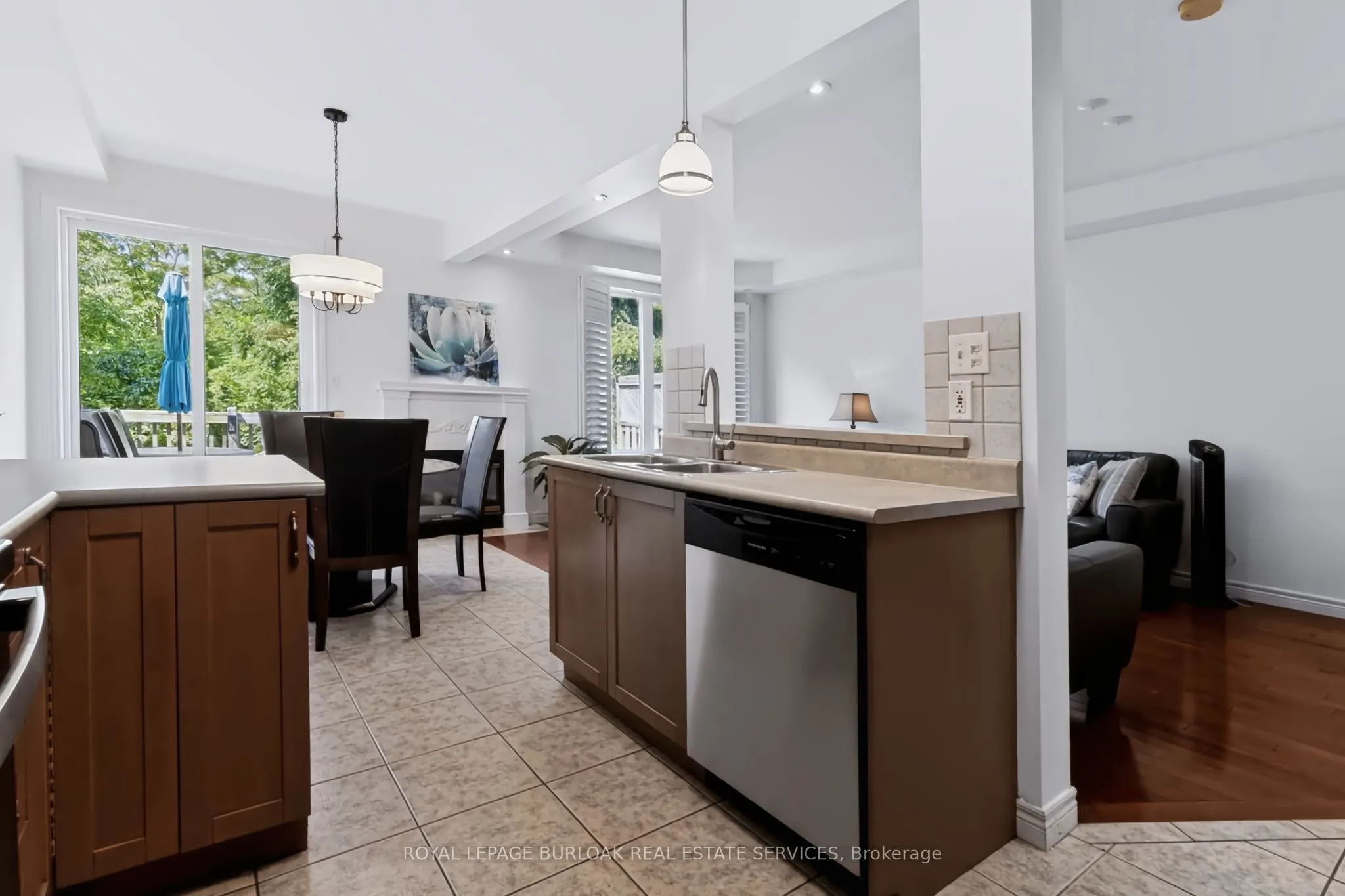 5151 Upper Middle Road #11